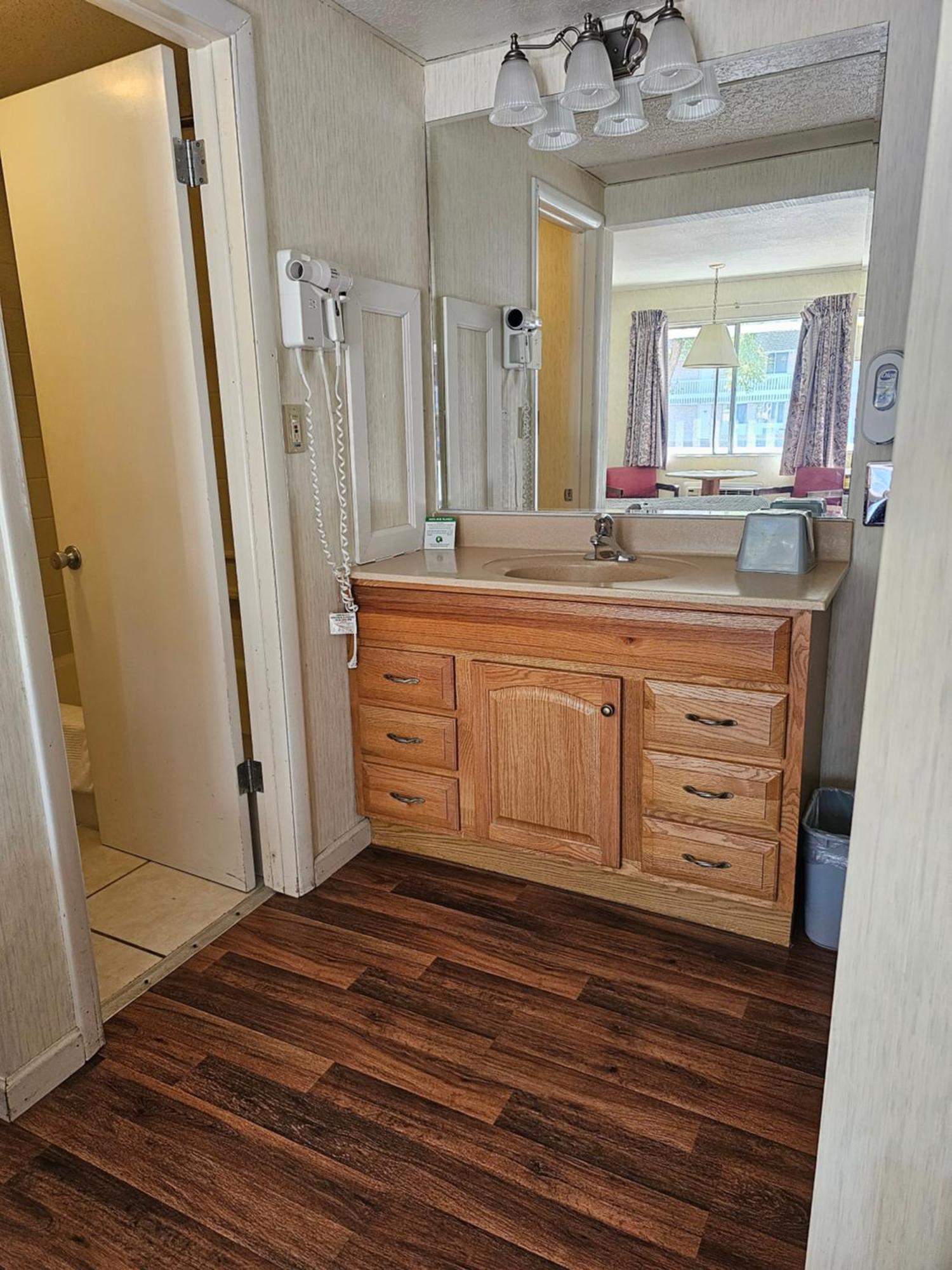Travelodge By Wyndham Mackinaw City Zewnętrze zdjęcie