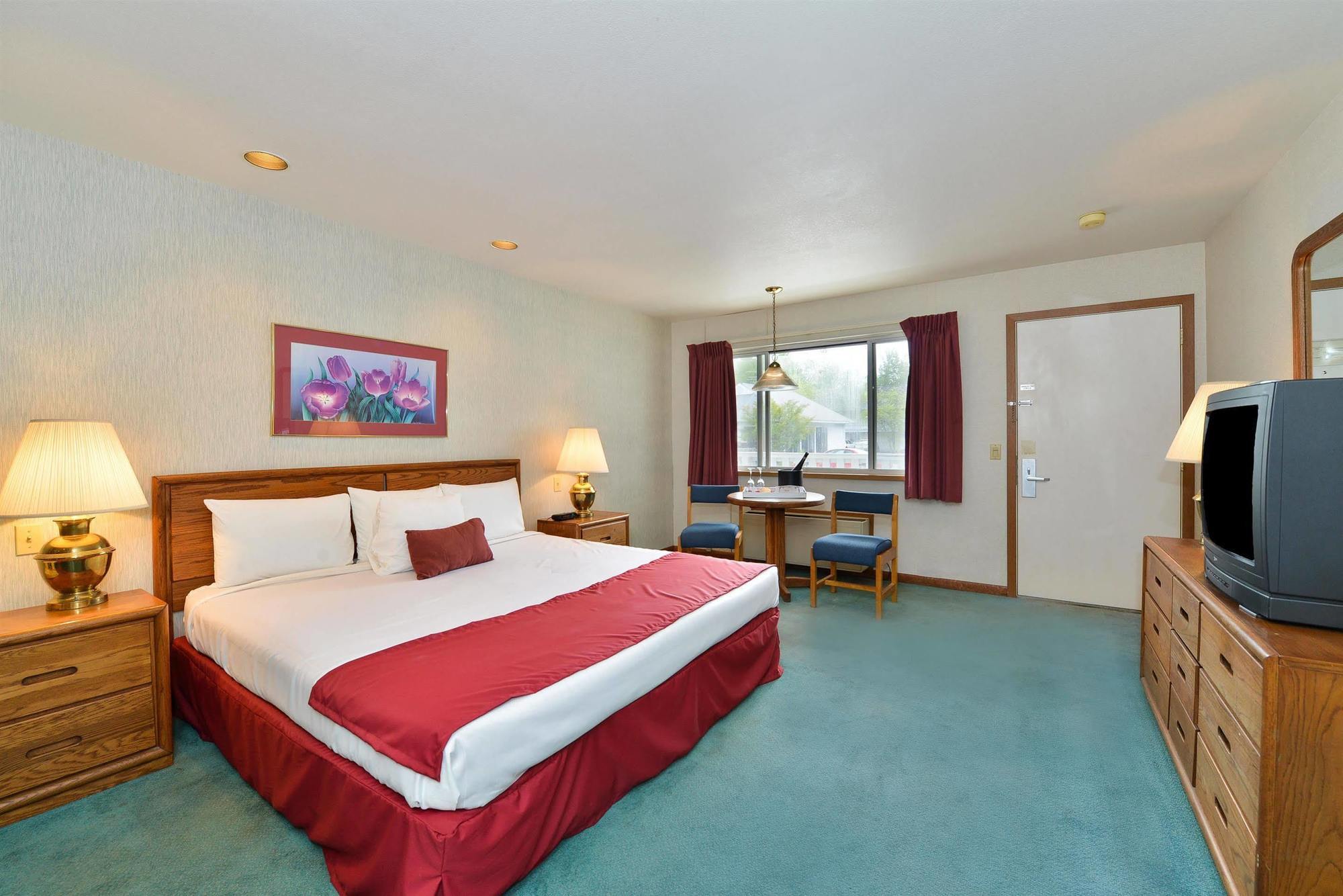 Travelodge By Wyndham Mackinaw City Zewnętrze zdjęcie